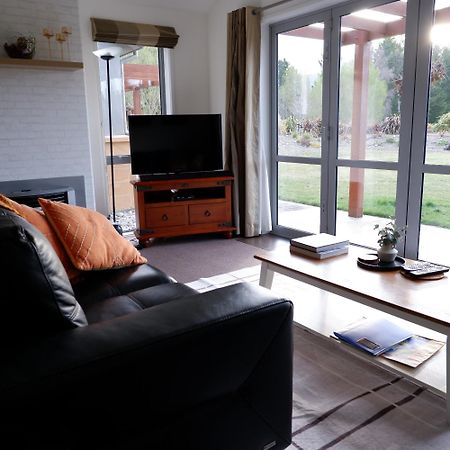 Vines On Bannockburn Bed & Breakfast ครอมเวลล์ ภายนอก รูปภาพ